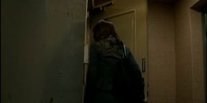 【地下室の雌犬・飼育 花宮あみ】「あの人はよく私を可愛がってくれた、そして、私を罰してくれた・・・」 羞恥と服従の歓びに打ち震える！