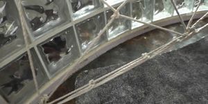 【美人社員 緊縛・孕ませ調教 望月りさ】監禁され数々の責め苦に耐え続けるOL リサだったが、やがて、いくつもの男根を自ら咥えていくようになっていった・・・